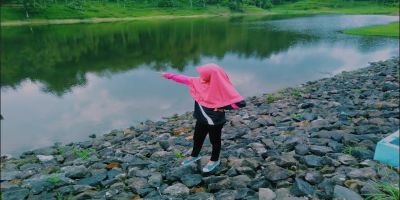 Lihat Banyak Ikan di Embung