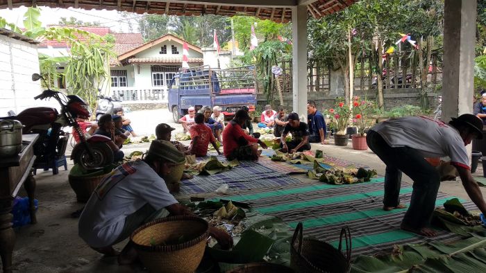 LEGENDA DAN SEJARAH DESA PENIMBUN 01