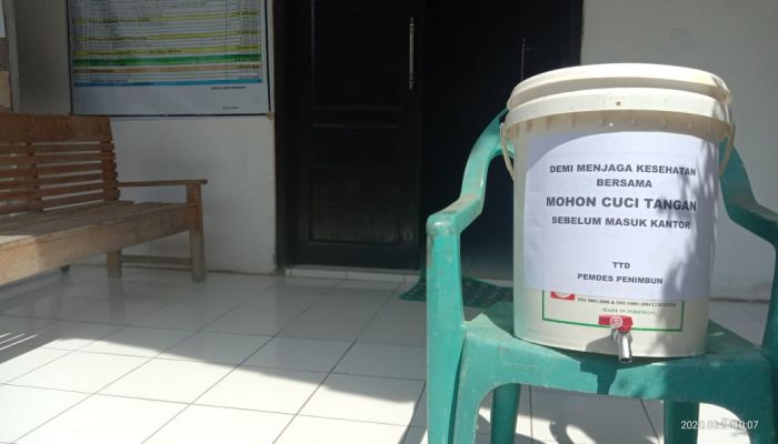 Menyikapi Instruksi Bupati Kebumen tentang Pencegahan Virus Corona, Pemdes Penimbun sediakan Tempat Cuci Tangan 01