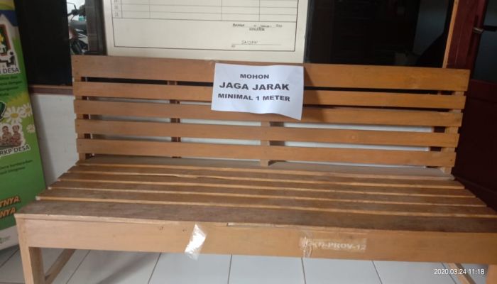 Menyikapi Instruksi Bupati Kebumen tentang Pencegahan Virus Corona, Pemdes Penimbun sediakan Tempat Cuci Tangan 03